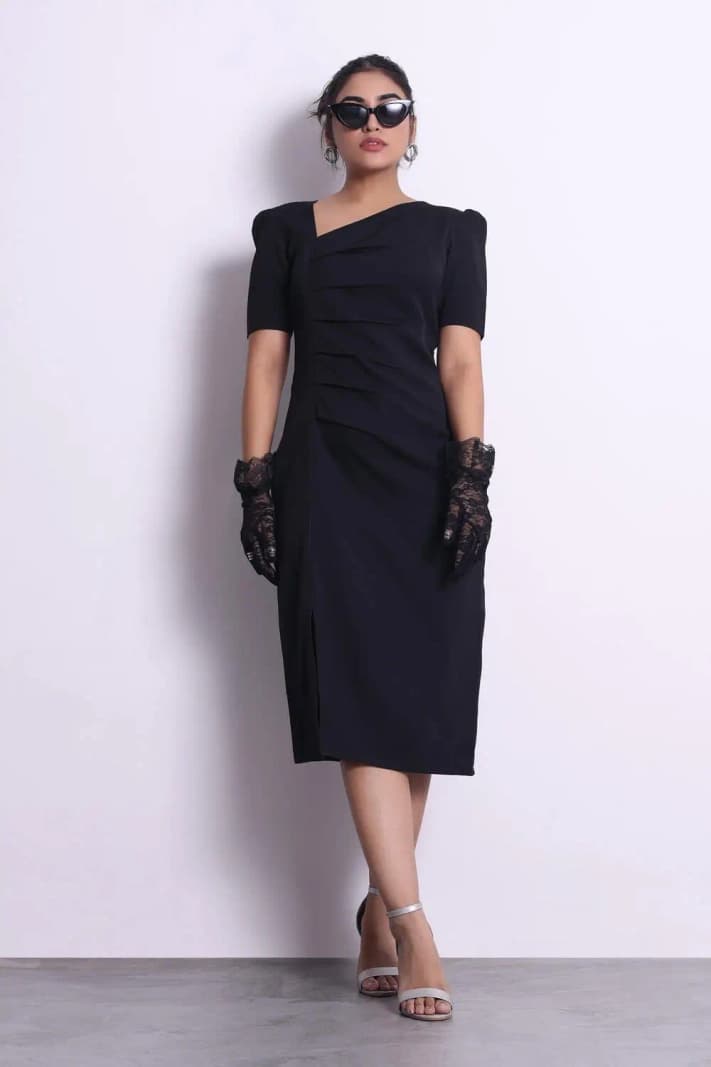 Women's Black Casual Solid Pleat And Puff Elegant Dress