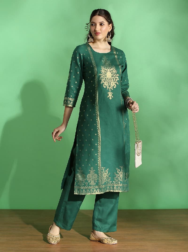 Women's Green Round Neck Ethnic Foil Print Straight Festive Kurta & Pant Set