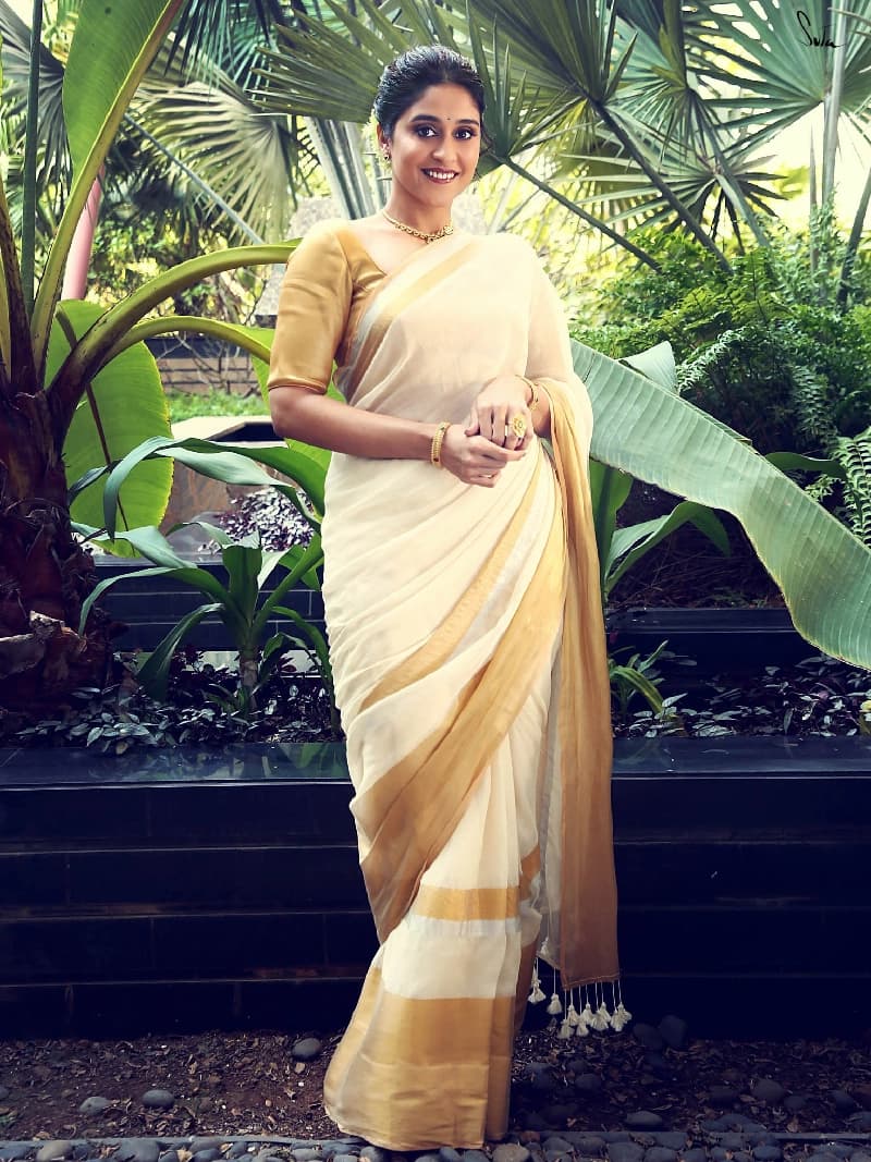 Women's White Festive Self-Design Regular Fit Saree