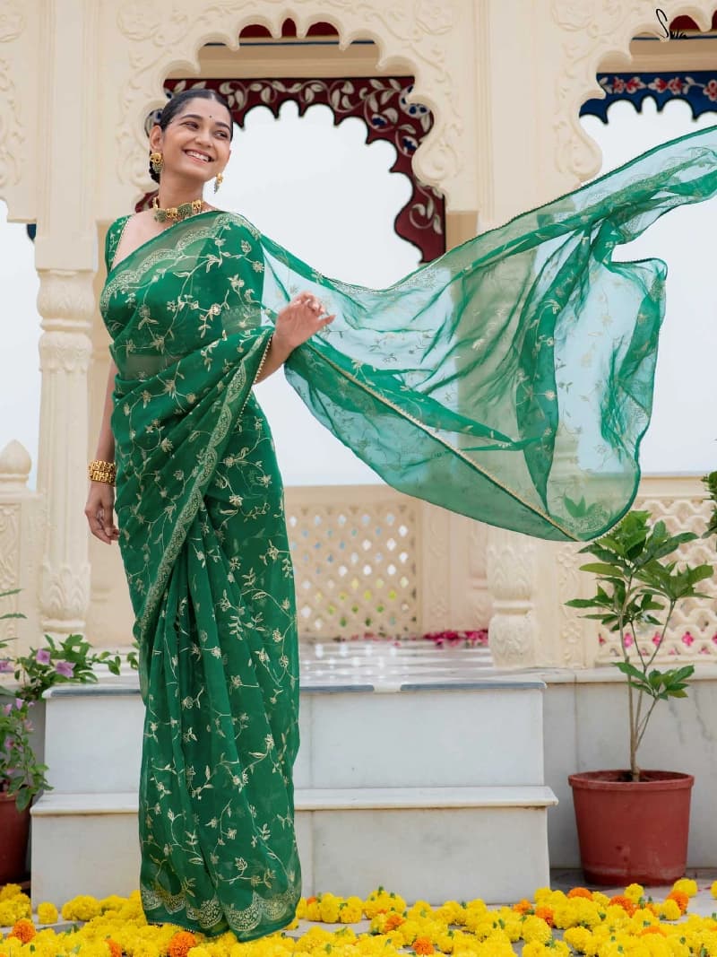Women's Green Festive Floral Regular Fit Saree