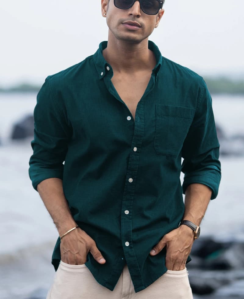 Men's Green Casual Solid Regular Fit Shirt
