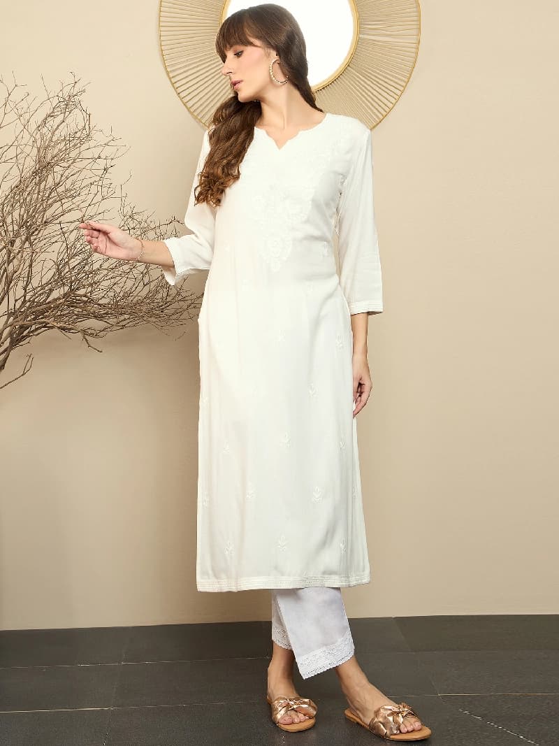 Women's White Festive Floral Regular Fit Kurta