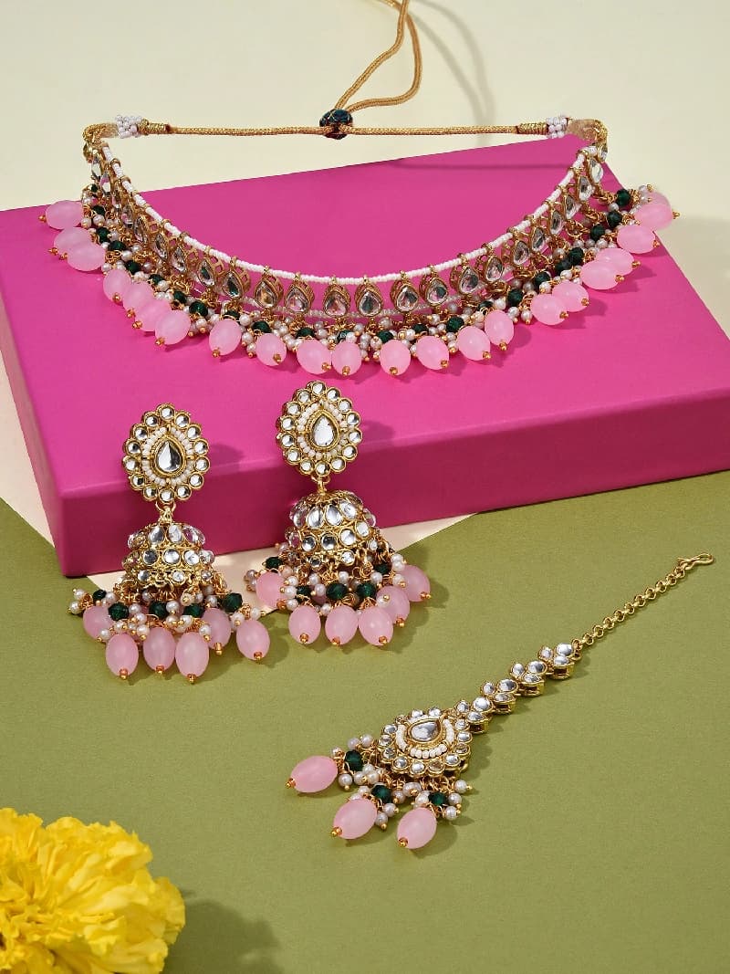 Women's Pink & Green Dazzling Kundan Choker Necklace Earring & Maangtikka Set