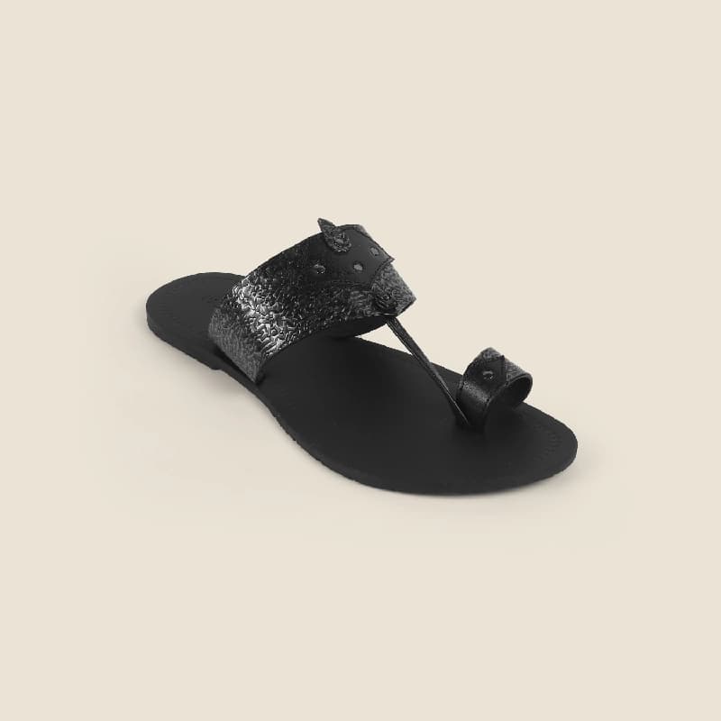 Men's Black Casual Leather Round Toe Kolhapuri Chappal