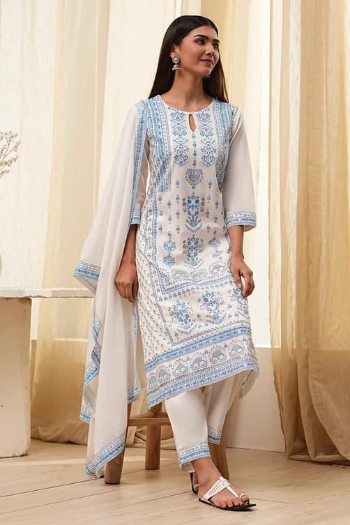 Women's White Festive Printed Three Quarter Sleeves Kurta Set