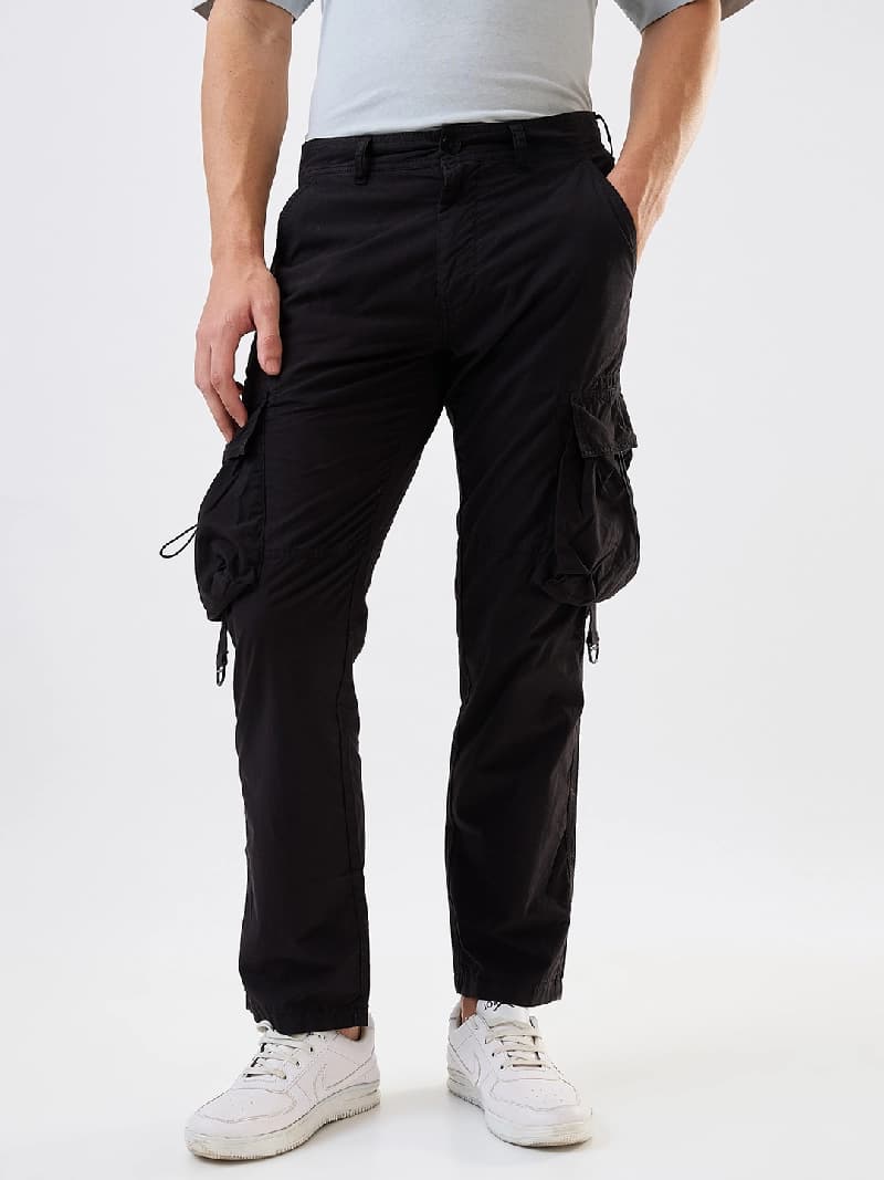 Men's Black Casual Solid Regular Fit Cargo