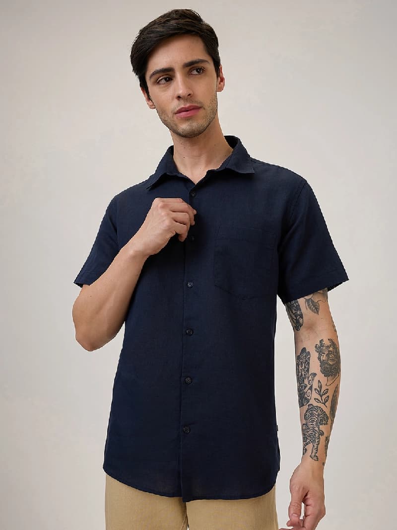 Men's Navy Casual Solid Slim Fit Shirt