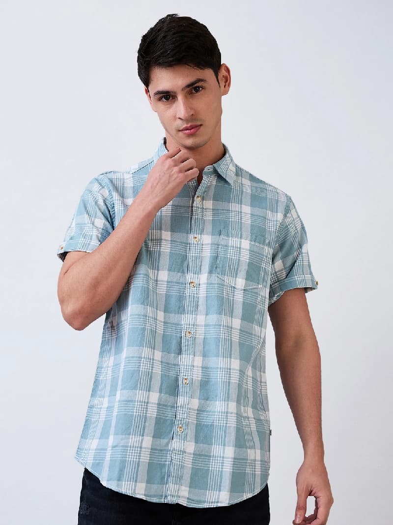 Men's Blue Casual Checked Slim Fit Shirt