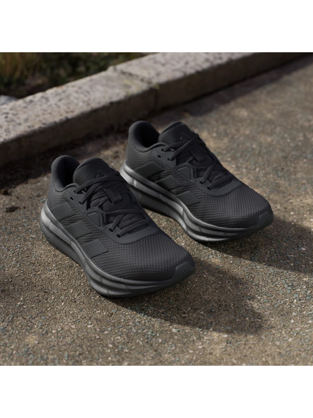 Women's Black Casual Synthetics Galaxy 7 W Sneakers