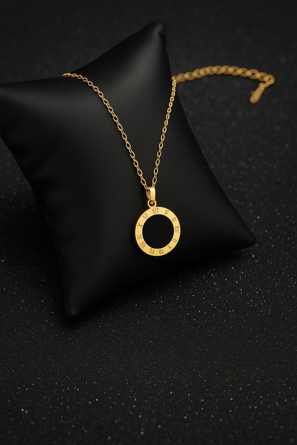 Women's Enamel Round Pendant Necklace