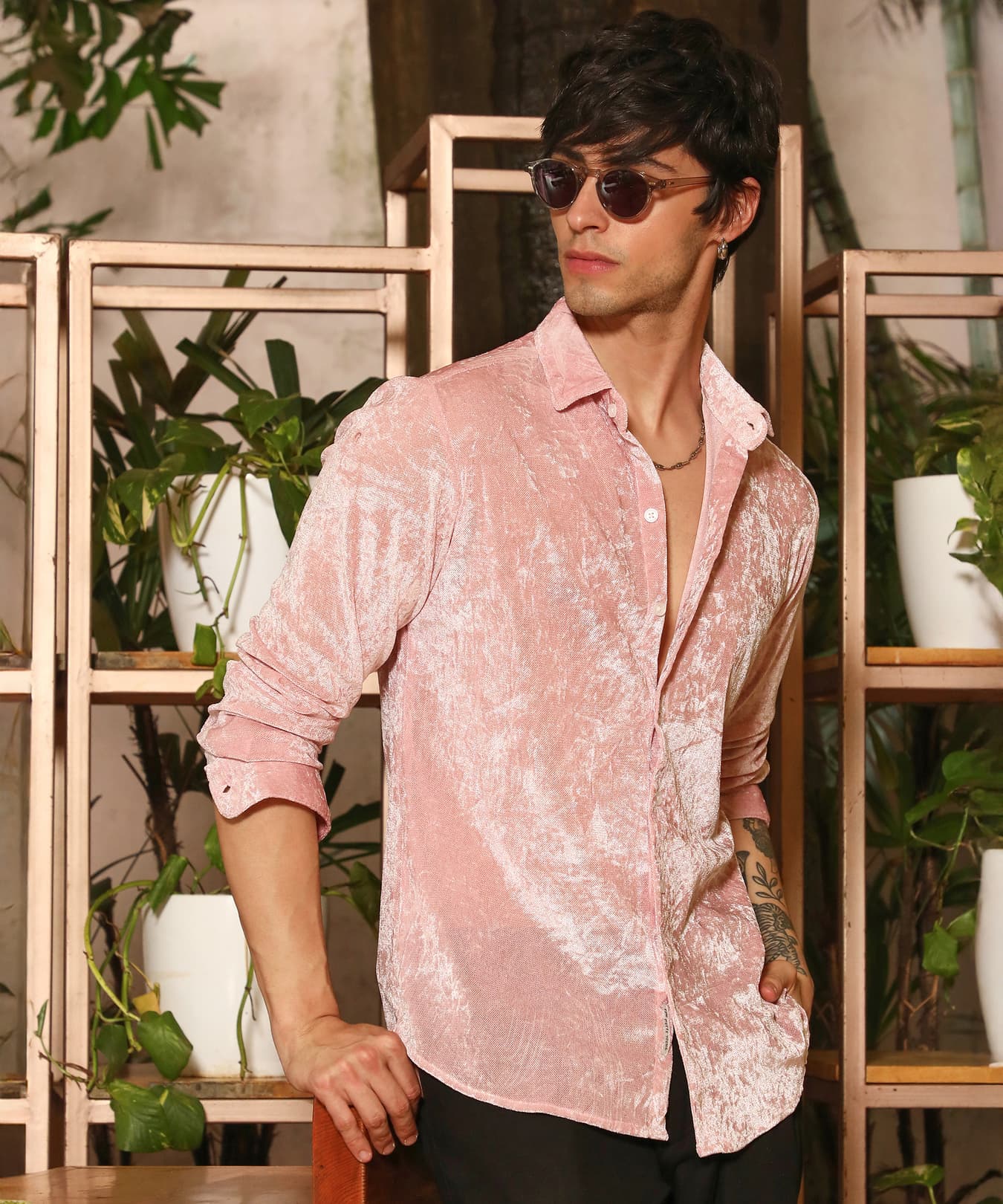 Men's Pink Casual Solid Regular Fit Shirt