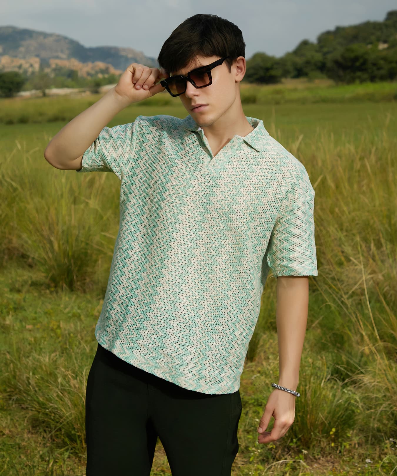 Men's Green Casual Textured Regular Fit Tshirt