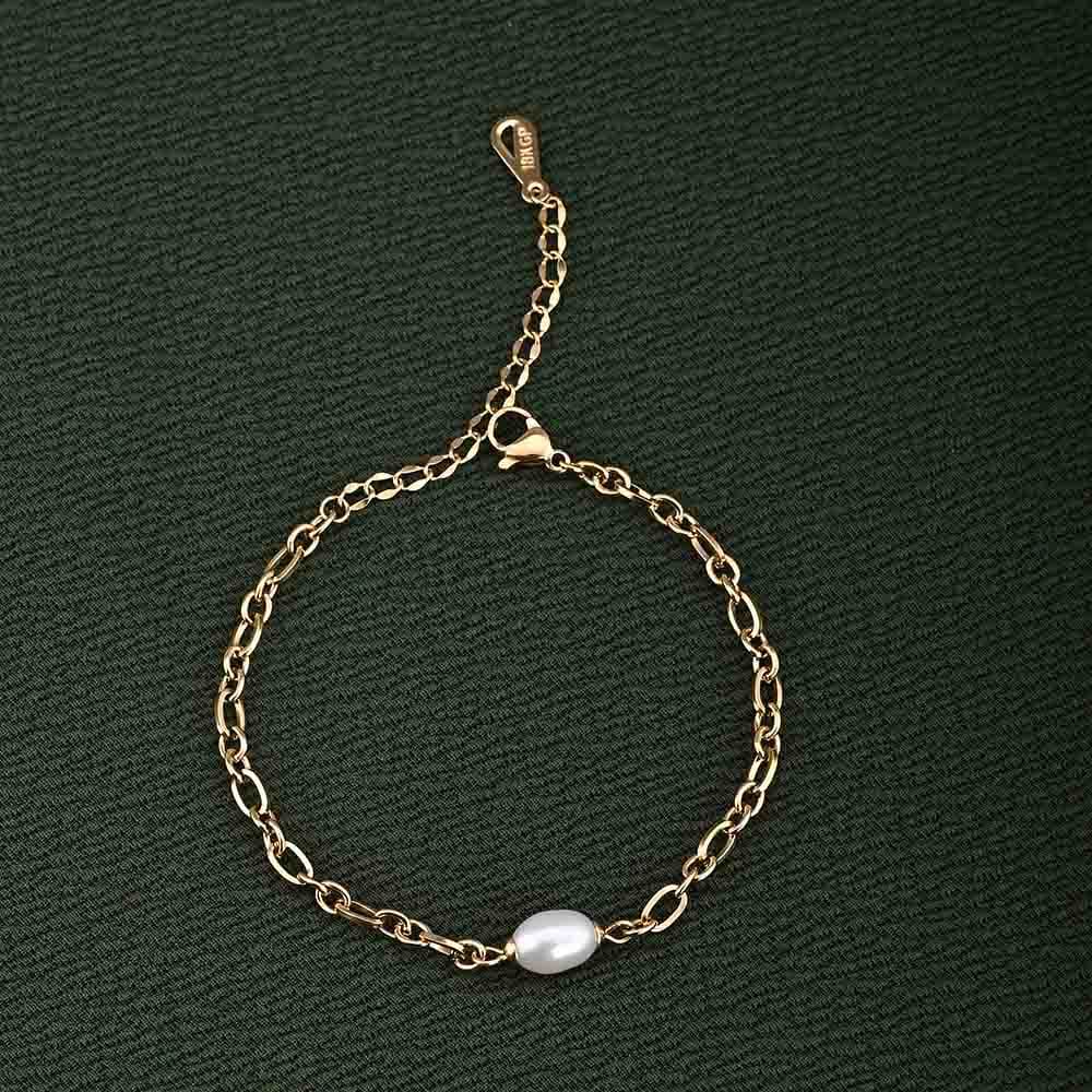 Women's Gold Casual Wear Gold Plated Stainless Steel Bracelet