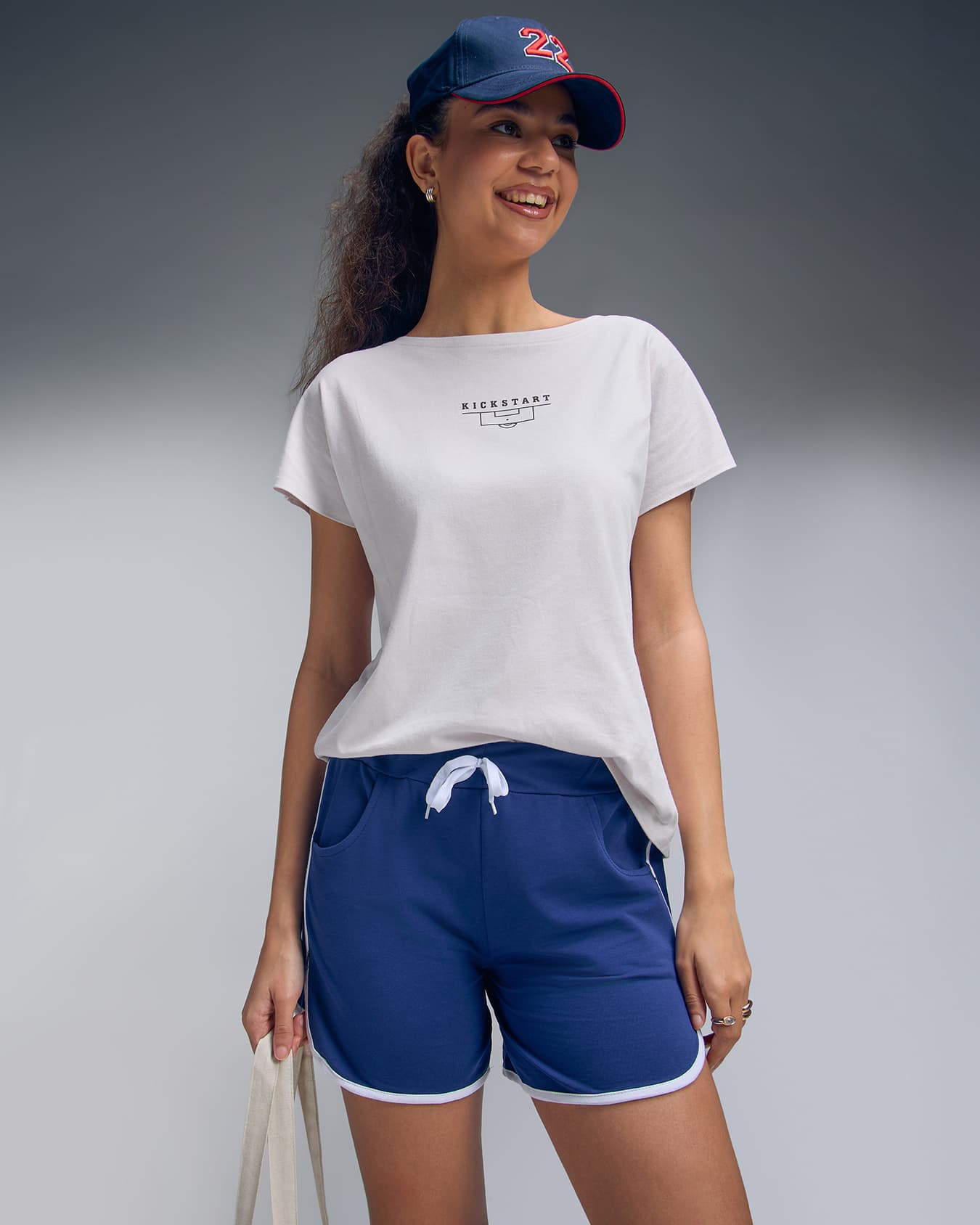 Women's White Daily Regular Fit Solid Half Sleeves Tshirt