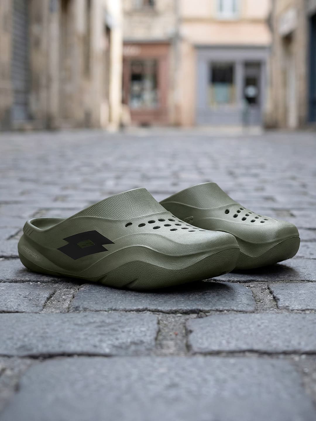 Men's Olive and Black Casual EVA Recupero Block Clogs