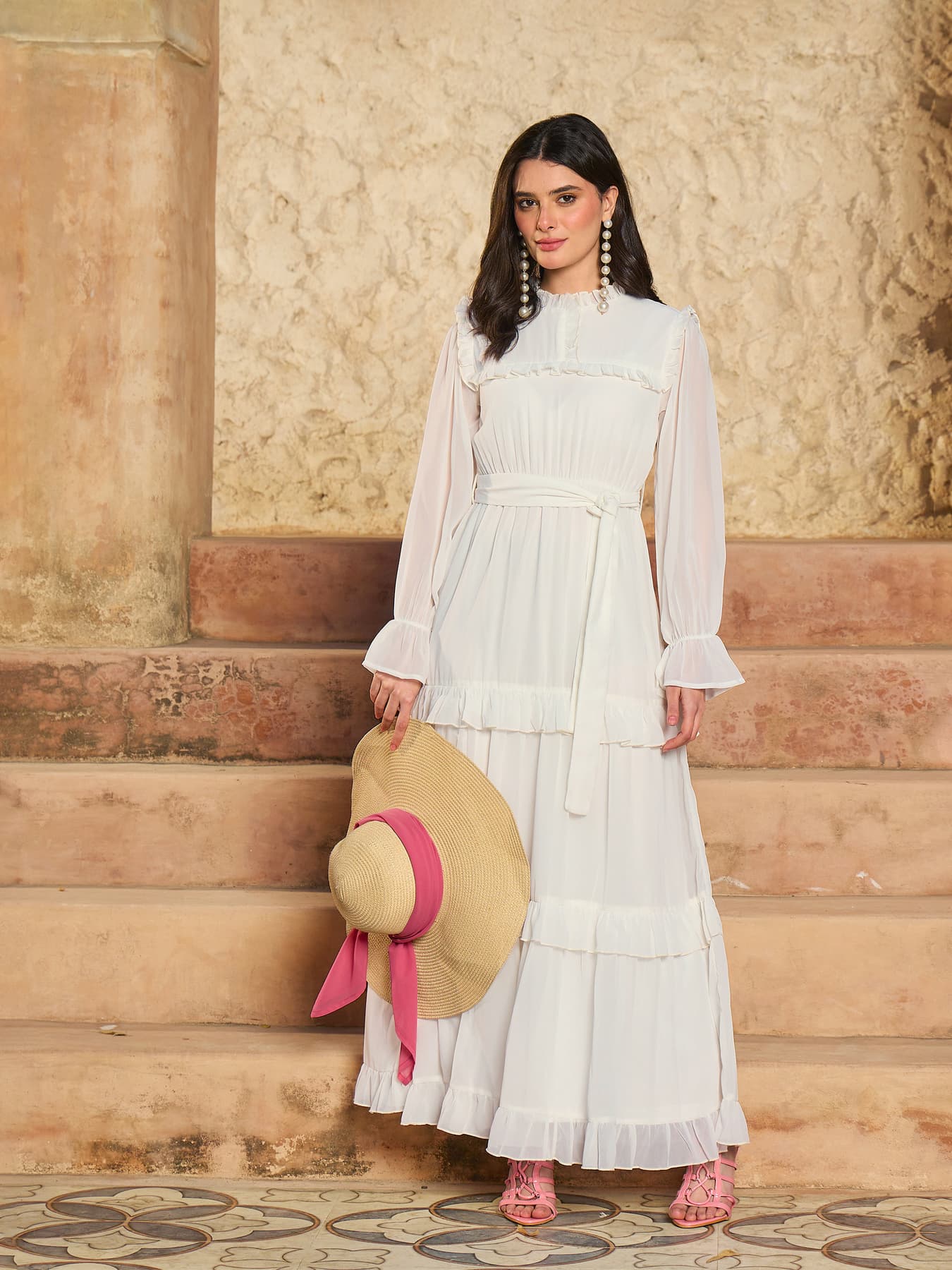 Women's White Casual Solid Round Neck Dress