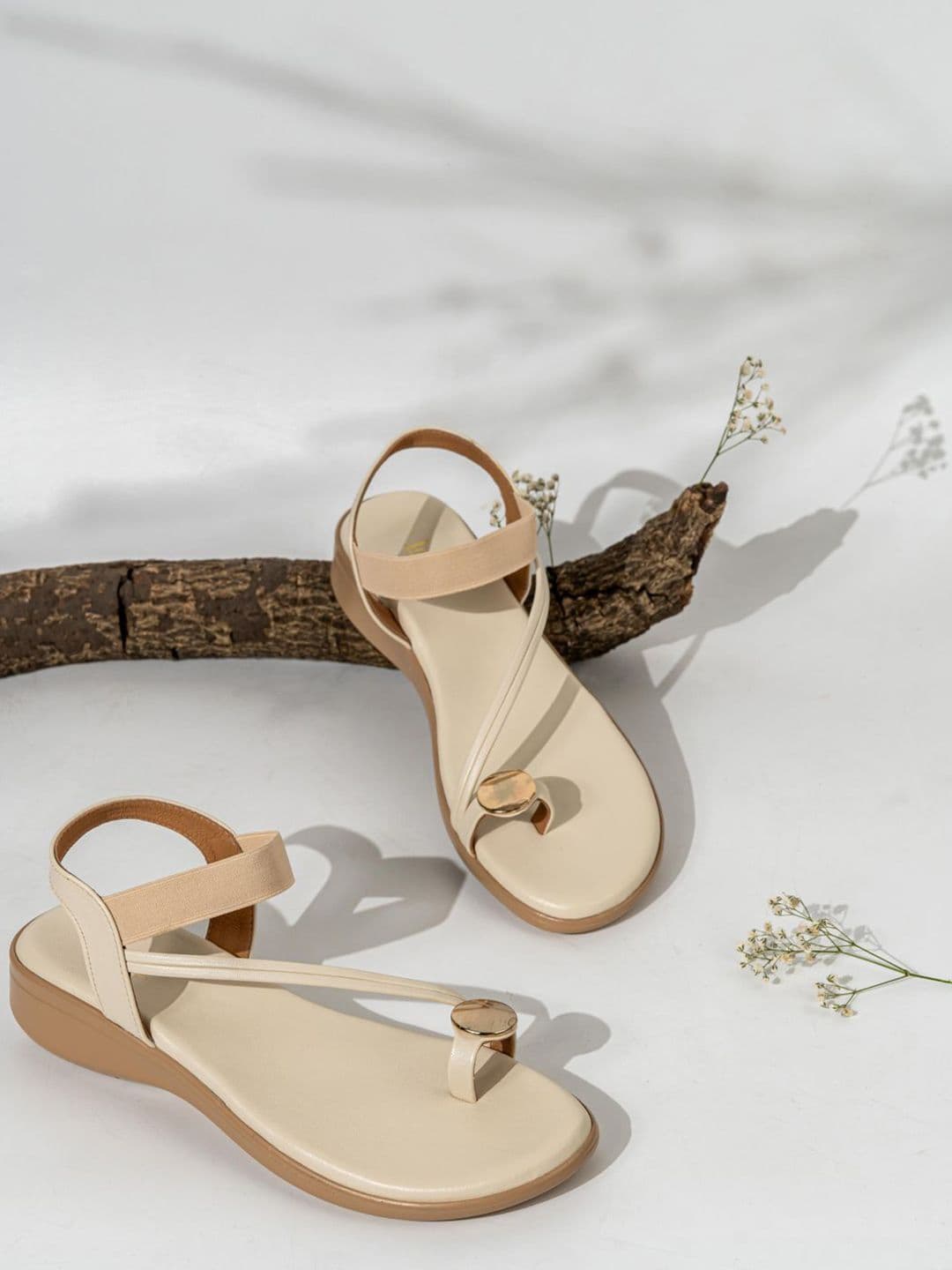 Women's Cream Casual Synthetic Flat Slip-Ons Sandals