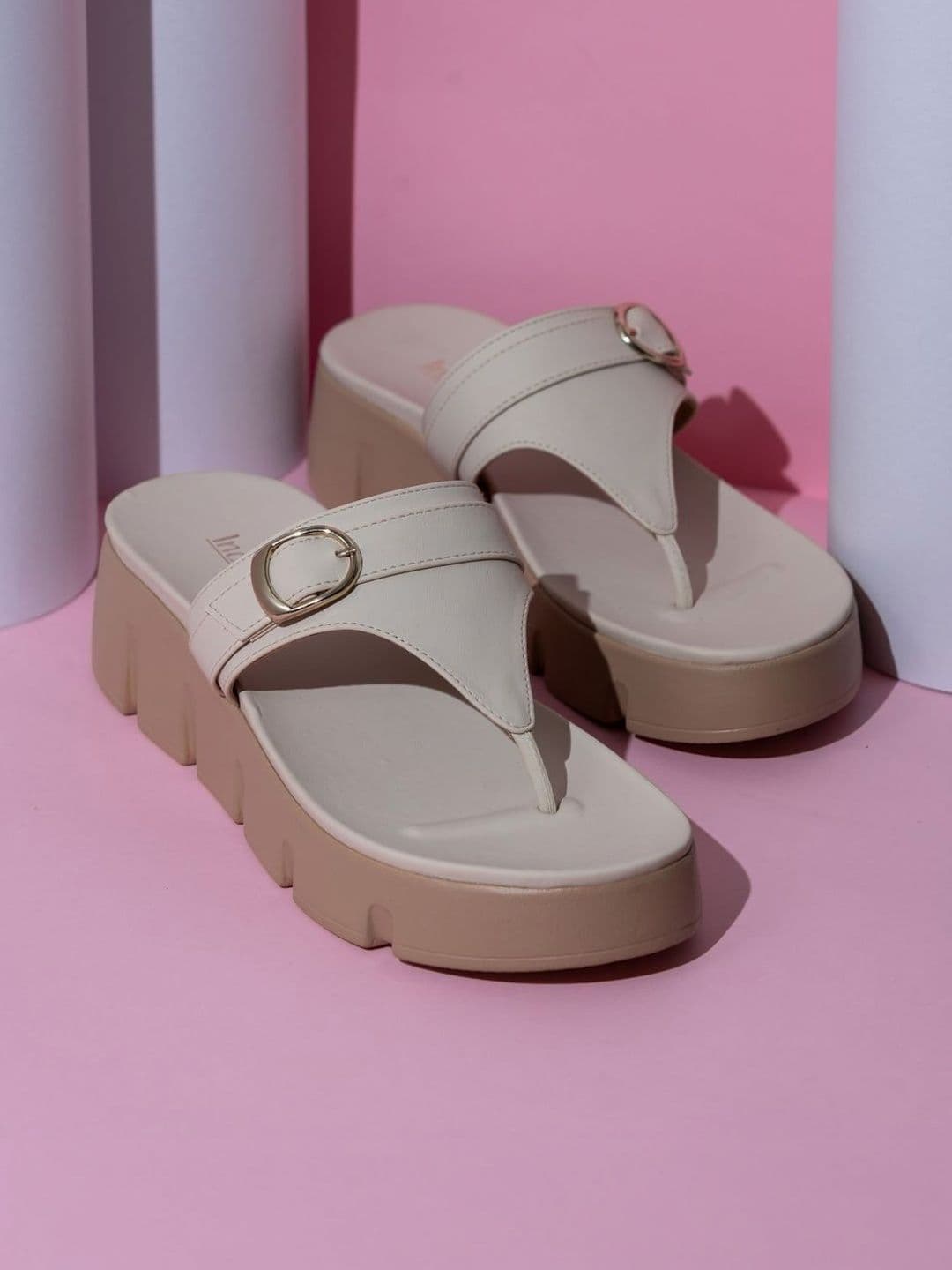 Women's Cream Casual Synthetic Wedge Heel Wedges Sandals