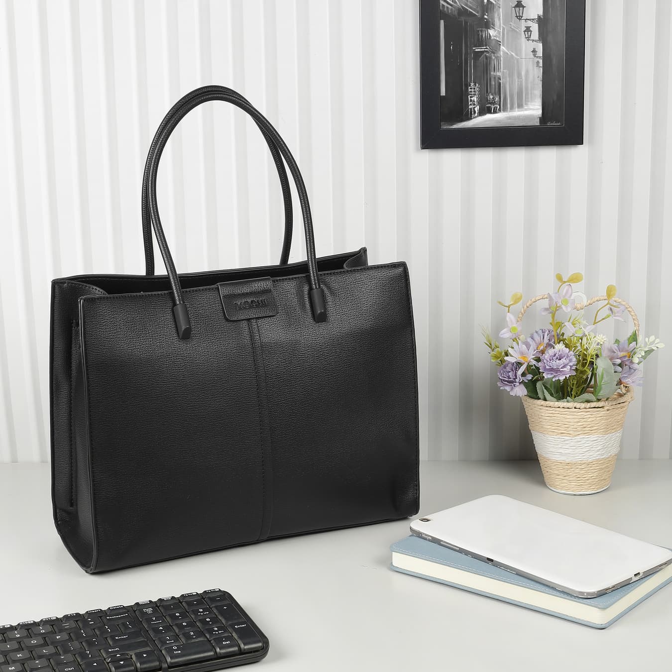 Women's Black Casual PU Handbag