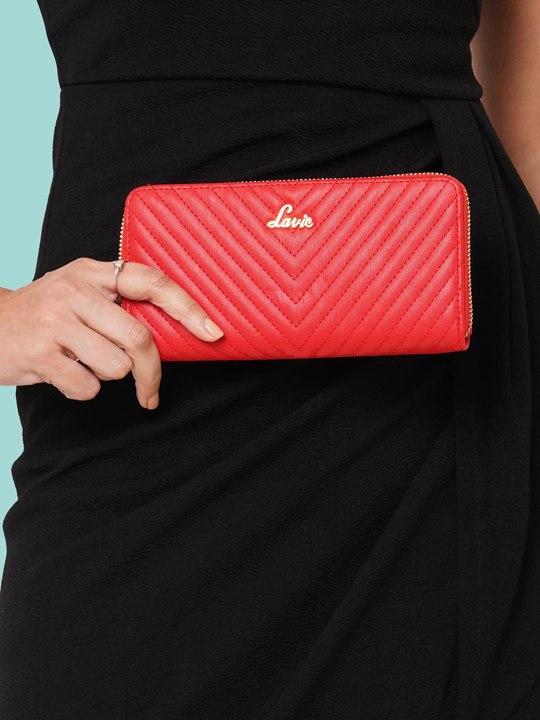 Women's Red Casual Quilted Synthetic Leather Zipper Wallet