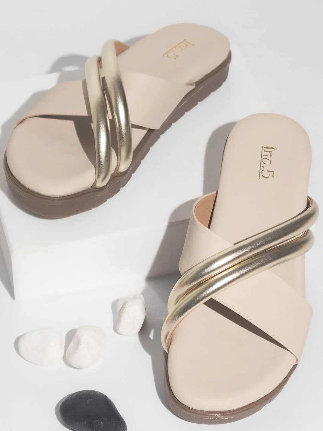 Women's Cream Casual Synthetic Flat Slip-Ons Sandals