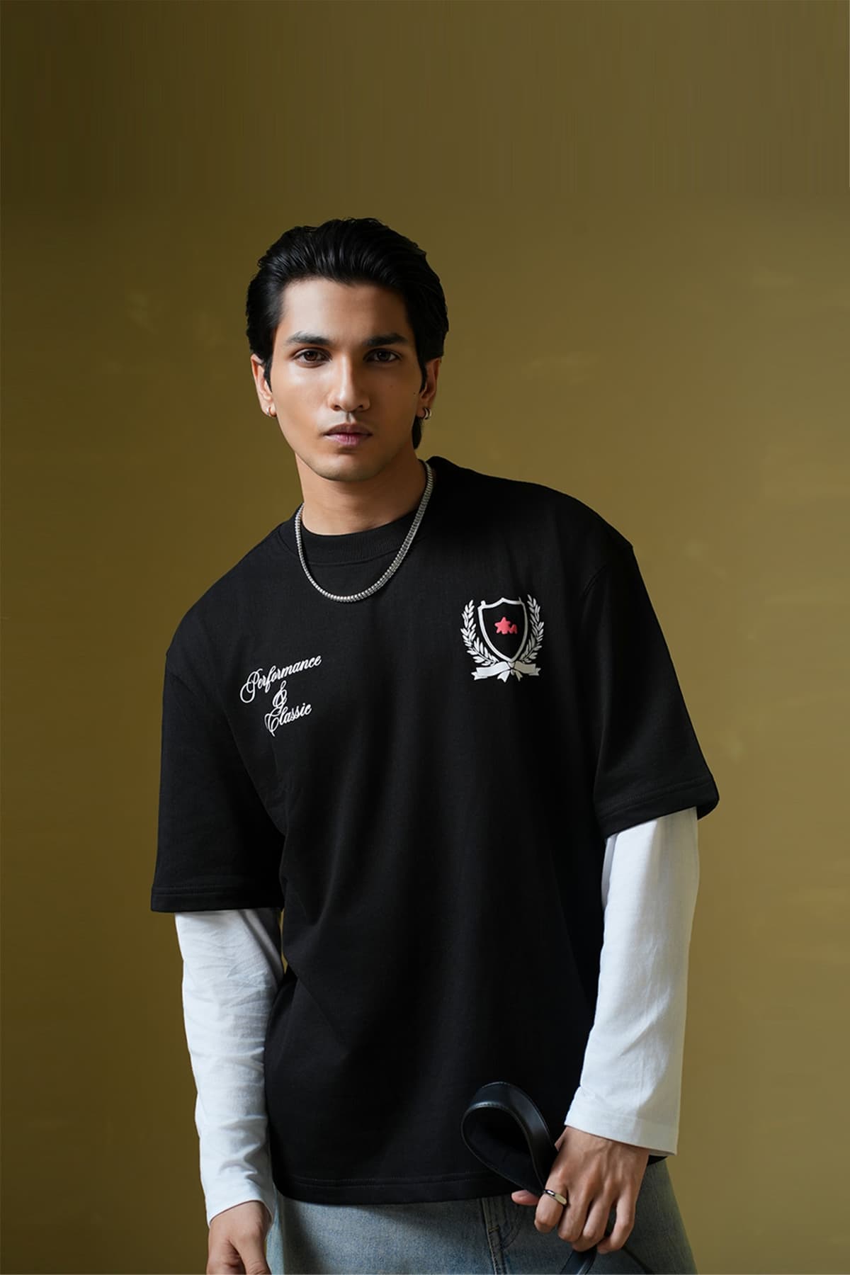 Men's Black Casual Oversized Fit Half Sleeves Tshirt
