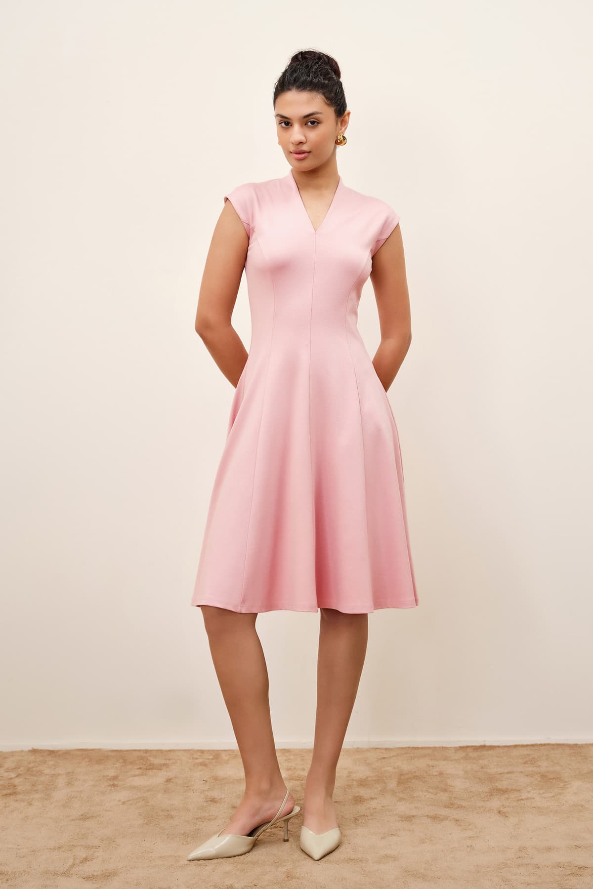 Women's Pink Casual Solid Half Sleeves Dress