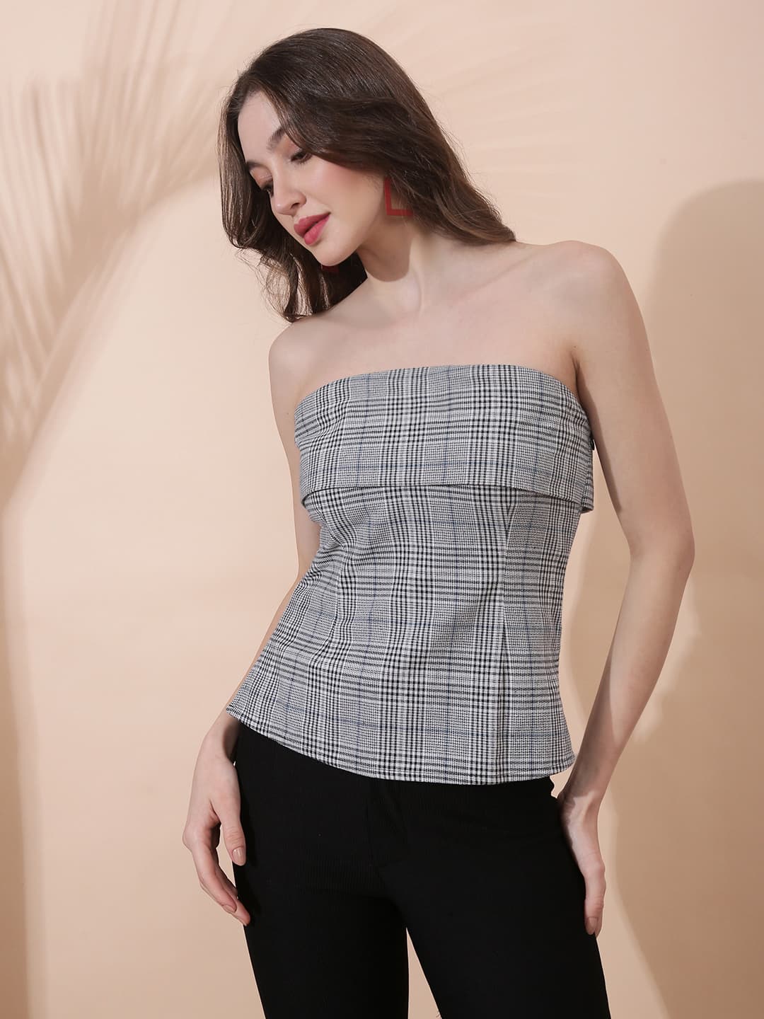 Women's Black Checkered Self Design Off Shoulder Back Tie-Up Tube Top