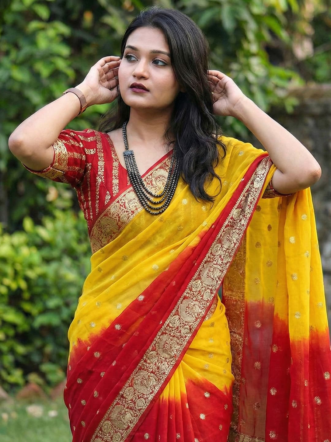 Women's Yellow & Red Zari Woven Pure Viscose Saree with Unstitched Blouse Piece