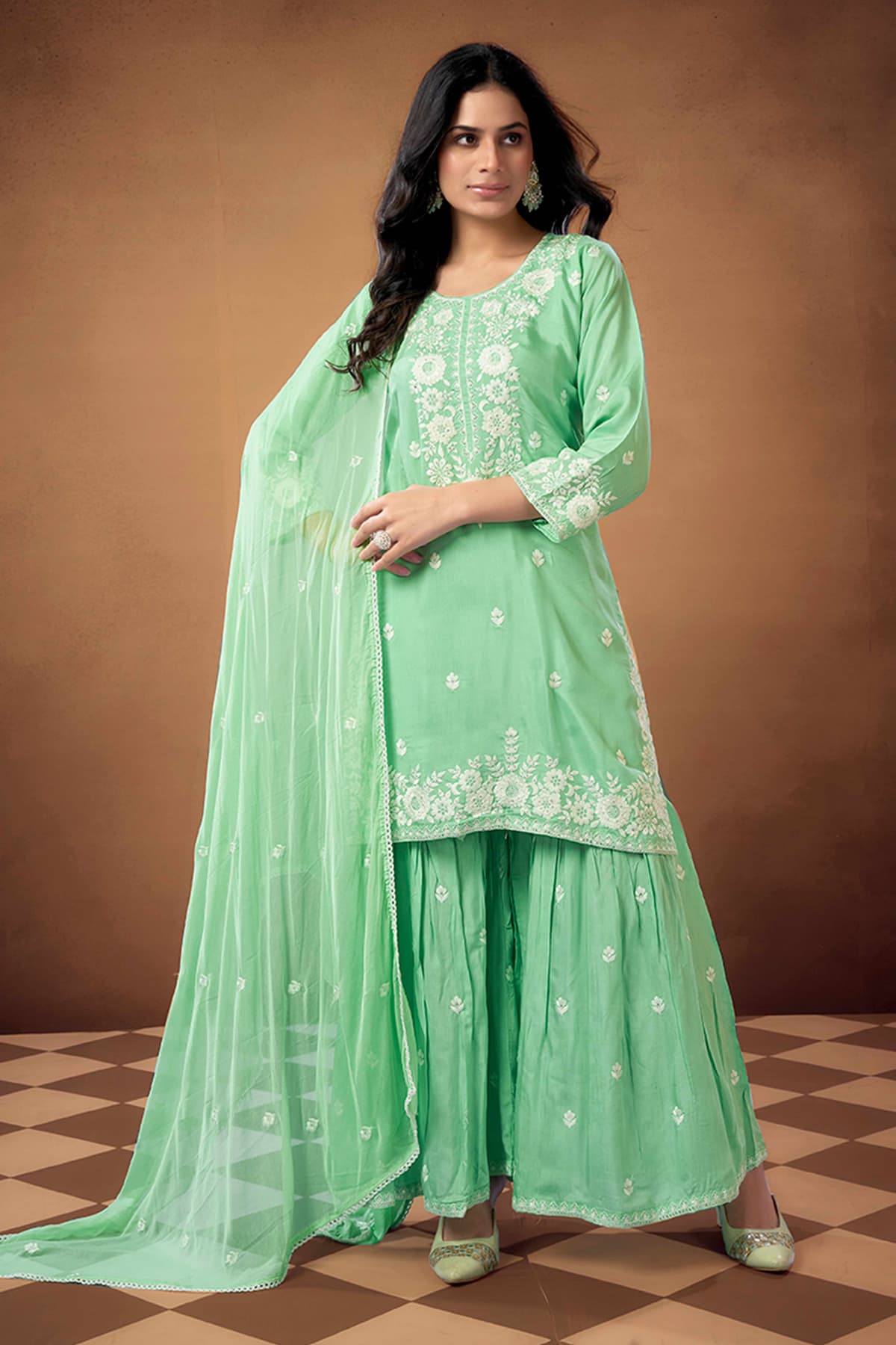 Women's Green Festive Regular Fit Three Quarter Sleeves Salwar Suit