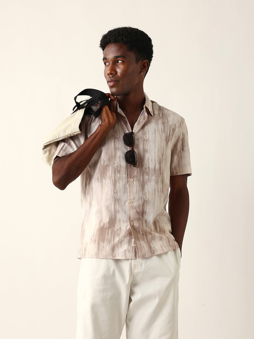 Men's Beige and Cream Relaxed Fit Casual Shirt with Vertical Brushstroke Print