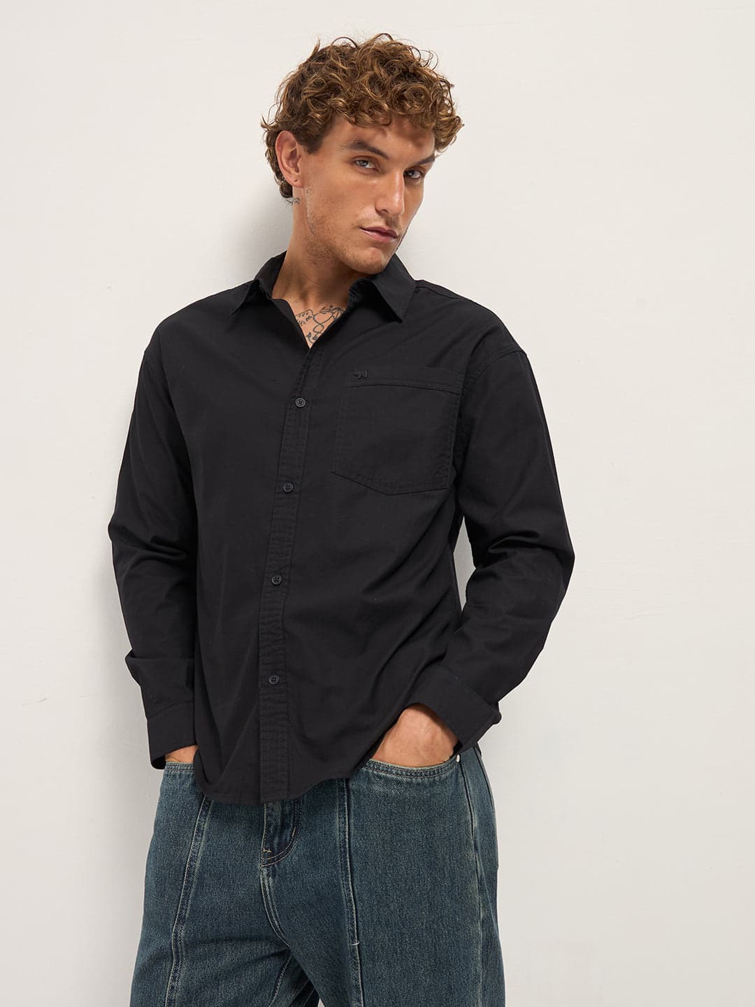 Men's Black Cotton Solid Relaxed Fit Overshirt