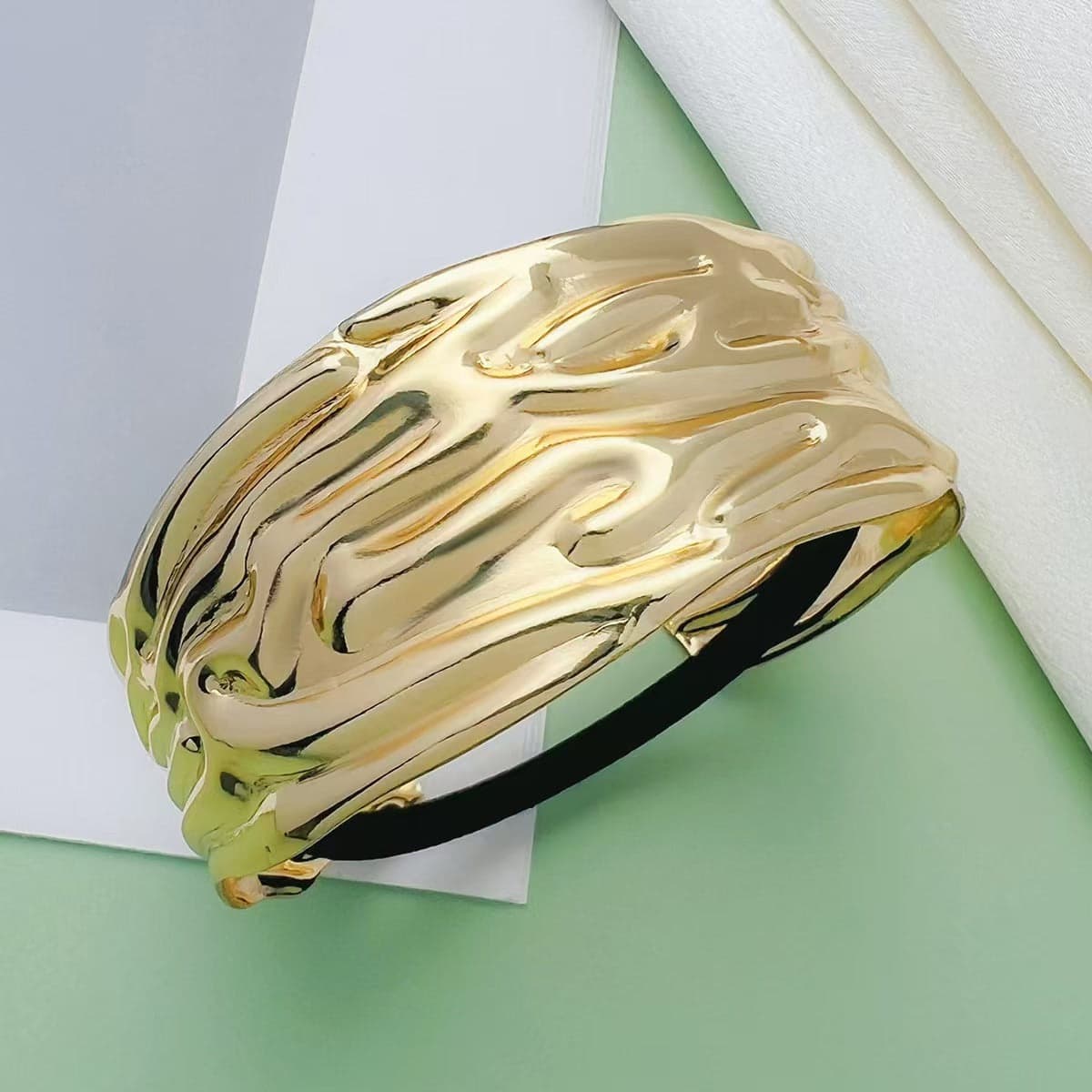 Women's Gold Casual Chiseled Hair Tie