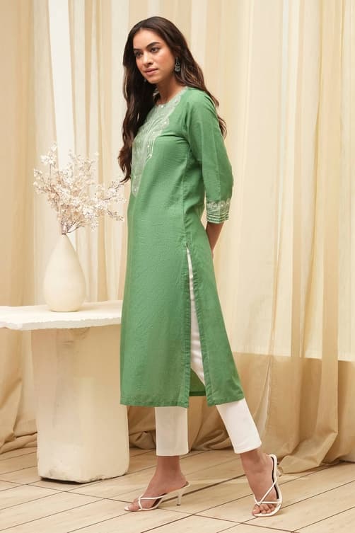 Women's Green Pure Cotton Printed Straight Kurta