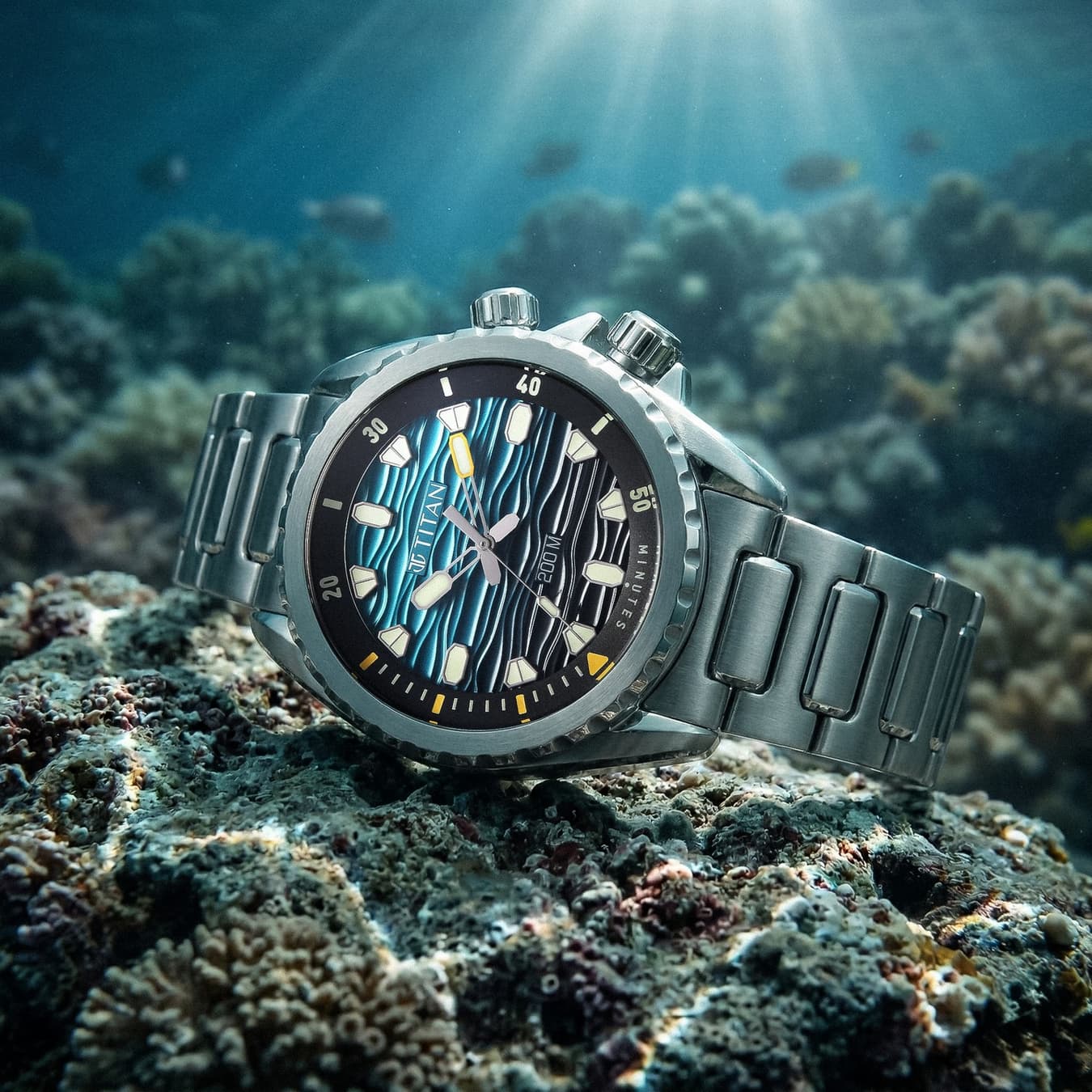 Men's Zero Hour Diver's 200m Analog with Blue Dial Silver Stainless Steel Strap Watch - 10068KM01