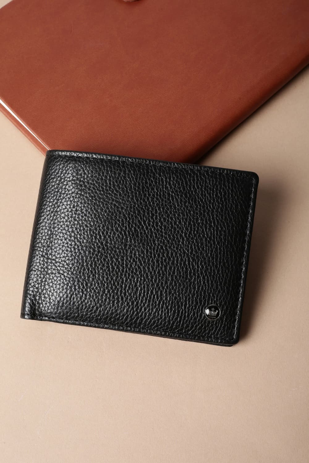 Men's Black Textured Leather Wallet