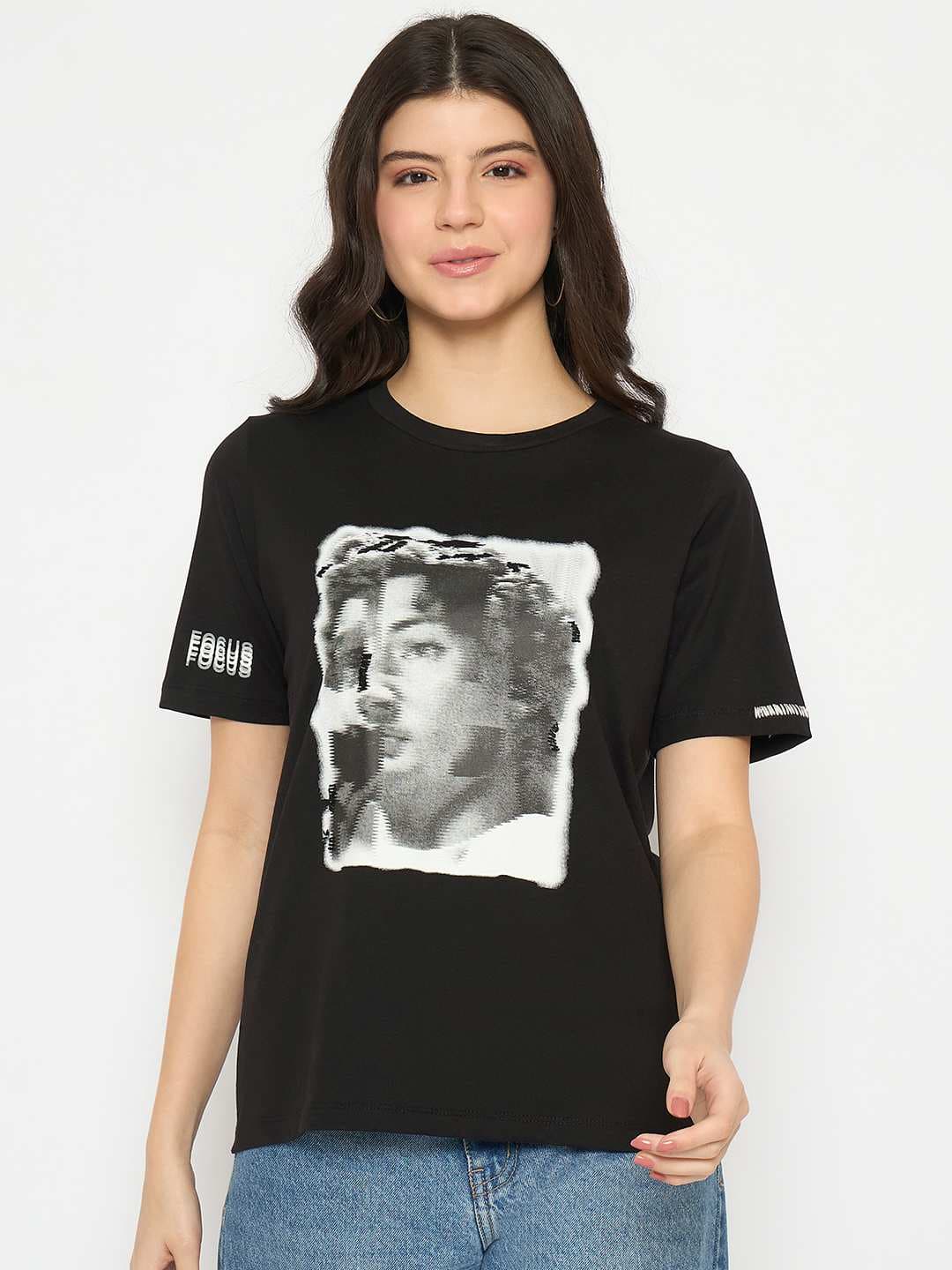 Women's Black Casual Graphic Print Cotton Tshirt