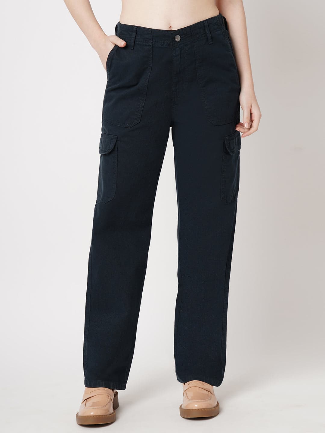 Women's Black Casual High Rise Regular Fit Cargos