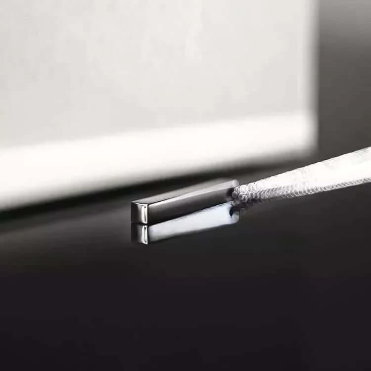 Men's and Boys The Ultra Sleek T - Pure Titanium Steel Ultra Polished 3d Silver Cuboid Vertical Bar Pendant with 24 Inch Round Box Chain