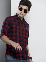 Men's Slim Fit Checkered Full Sleeves Spread Collar Casual Shirt