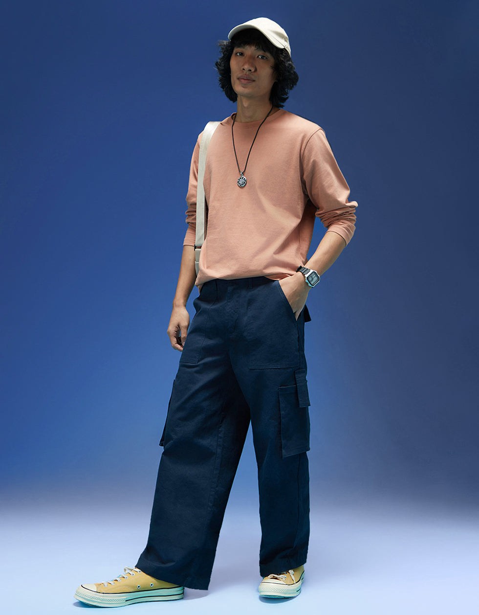Men's Navy Casual Regular Fit Solid Cargo