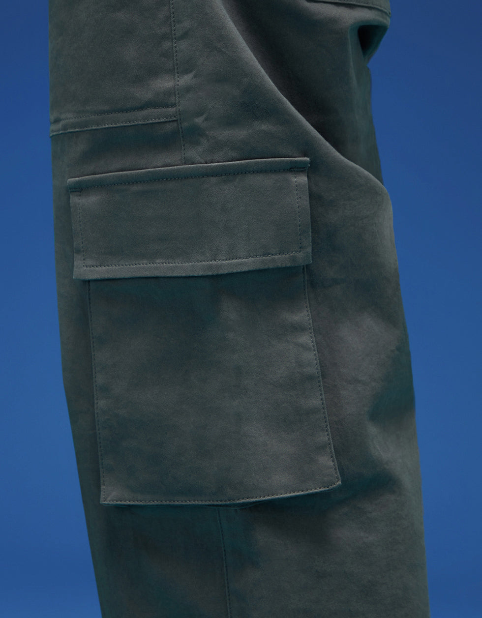 Men's Grey Casual Regular Fit Solid Cargo