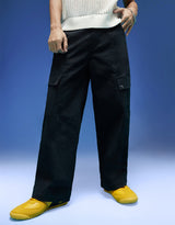 Men's Black Casual Regular Fit Solid Cargo