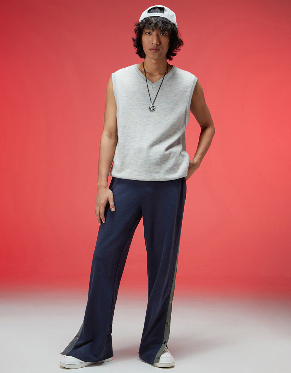 Men's Navy Casual Regular Fit Solid Cargo
