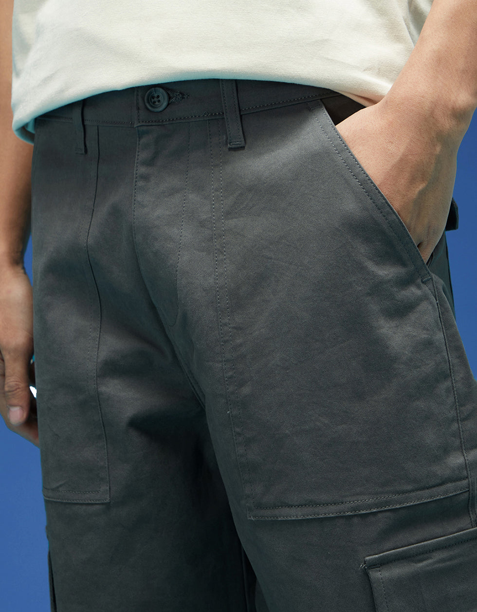 Men's Grey Casual Regular Fit Solid Cargo