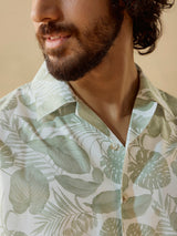Men's Green Casual Relaxed Fit Printed Half Sleeves Shirt
