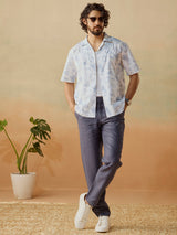 Men's White Casual Relaxed Fit Printed Half Sleeves Shirt