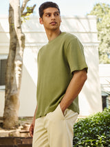 Men's Green Casual Regular Fit Solid Half Sleeves Tshirt