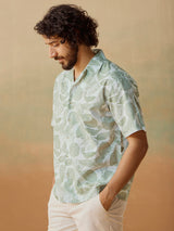 Men's Green Casual Relaxed Fit Printed Half Sleeves Shirt