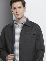Men's Slim Fit Solid Full Sleeves Cutaway Collar Street Wear Over Shirt